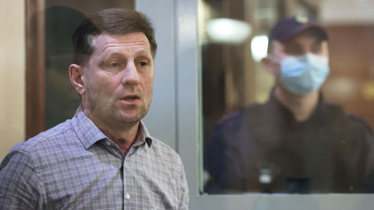 Ruský soud poslal bývalého gubernátora Chabarovsku do vězení na 22 let
